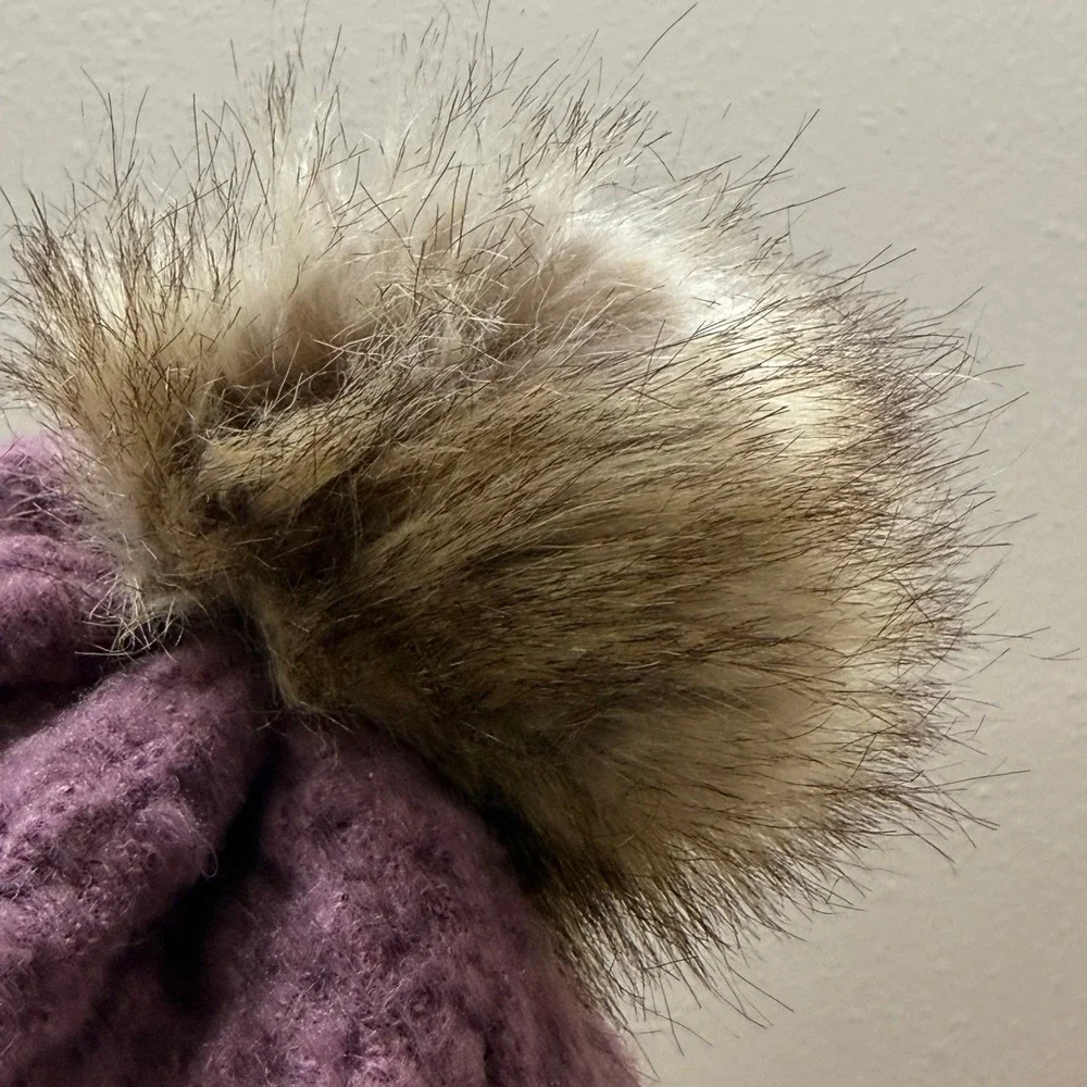 C.C Exclusives Fur Pom Pom Dark Rose Mauve Chunky Knit Ribbed Beanie Hat OneSize